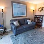 Pinnacle Port Resort Unit A110